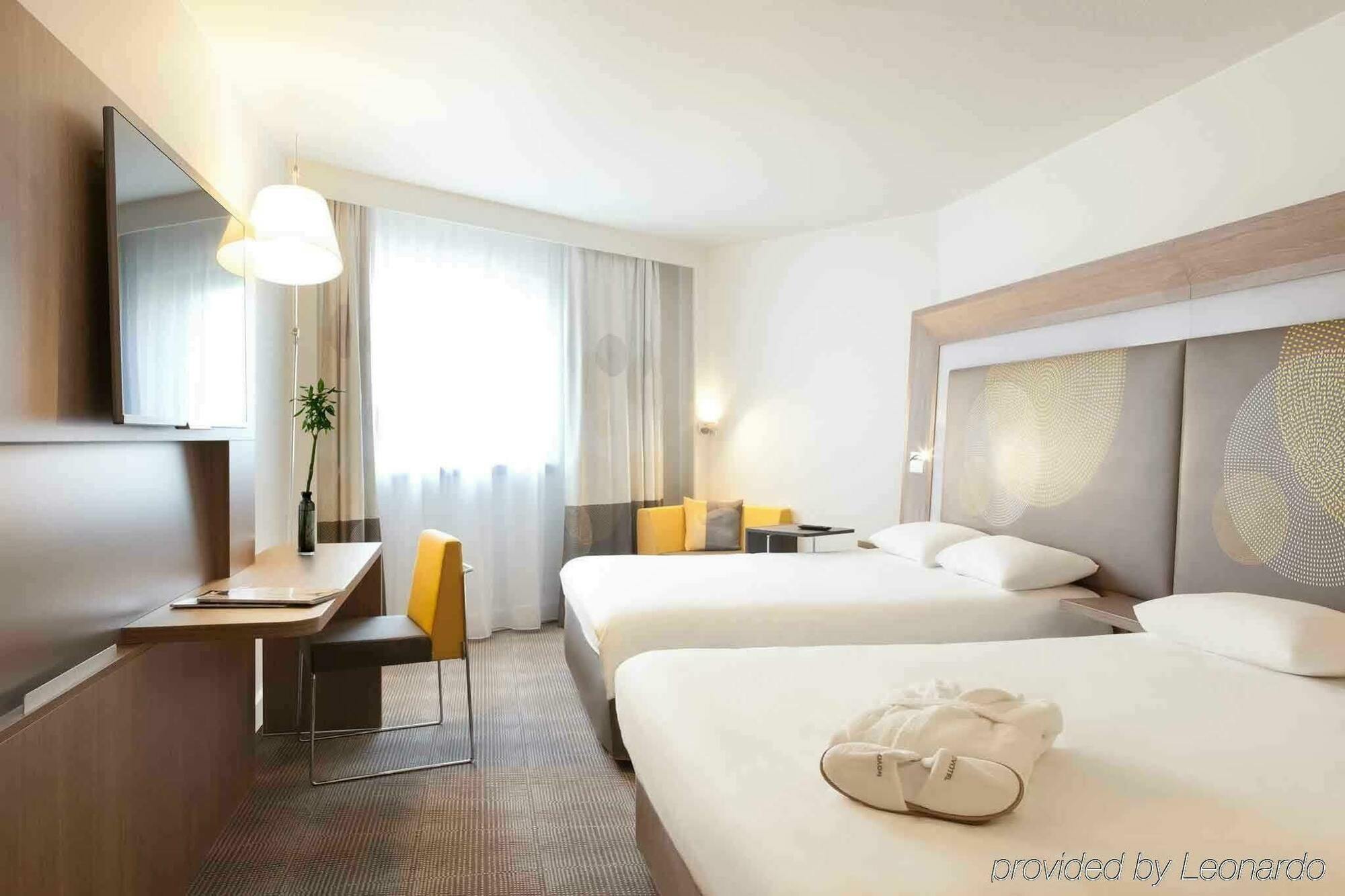 Hotel Novotel Les Halles 4*